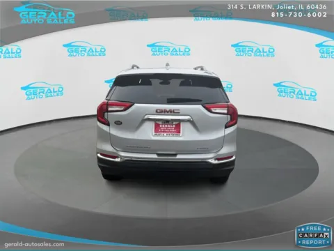 More photos of 2022 GMC Terrain SLT at Gerald Auto Sales, IL