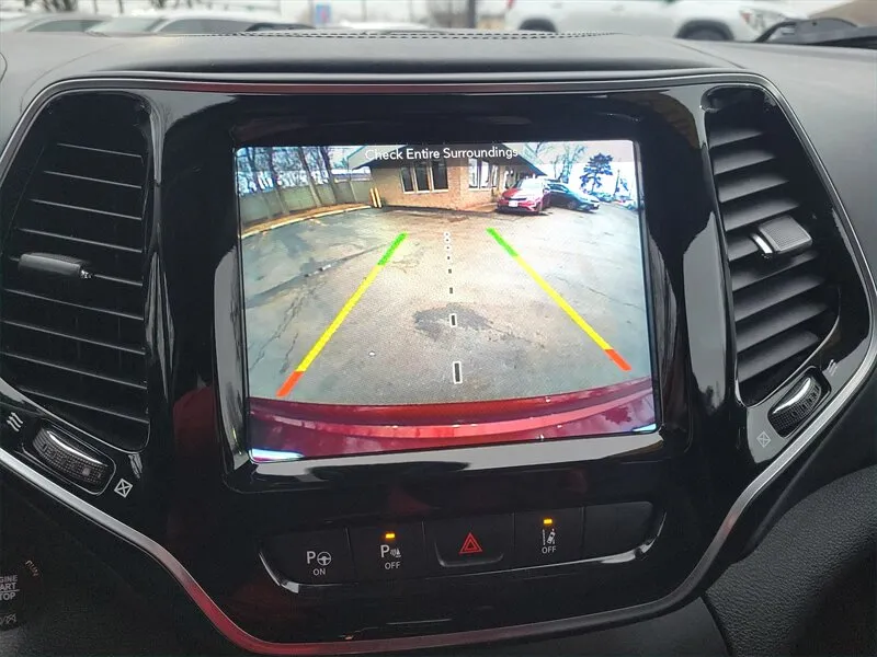 2019 Jeep Cherokee Overland - Photo 23