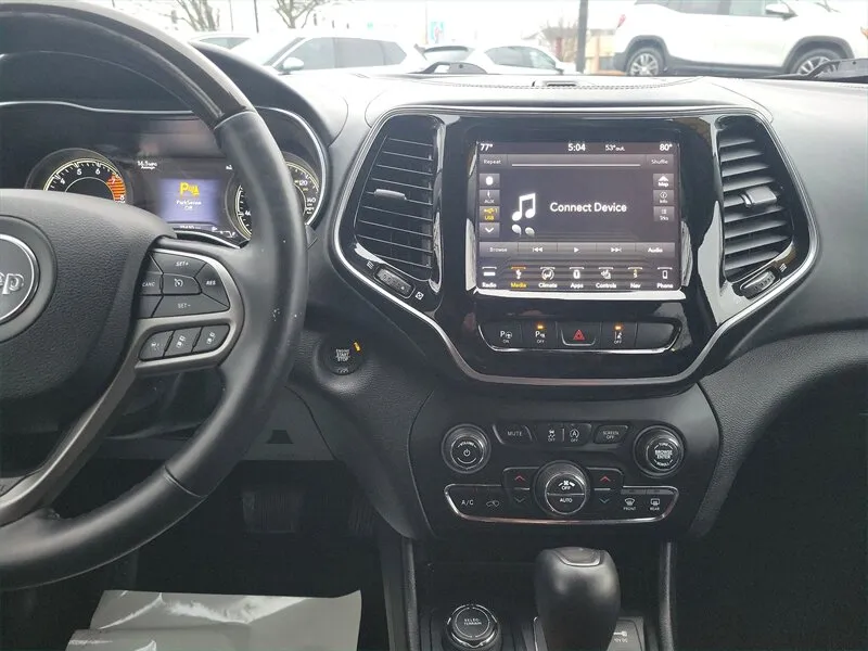 2019 Jeep Cherokee Overland - Photo 13