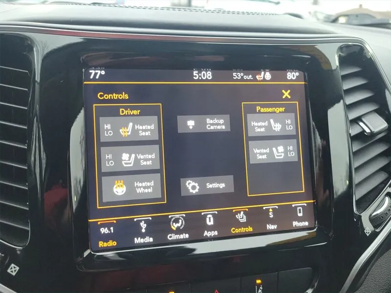 2019 Jeep Cherokee Overland - Photo 31