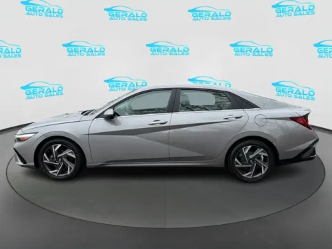 Another view of 2024 Hyundai ELANTRA Limited for sale in Joliet, IL at Gerald Auto Sales