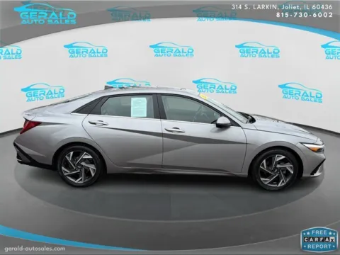 More photos of 2024 Hyundai ELANTRA Limited at Gerald Auto Sales, IL