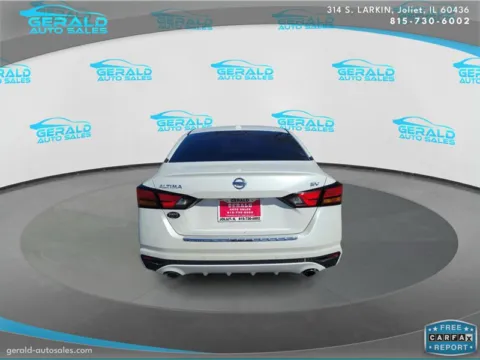 More photos of 2020 Nissan Altima 2.5 SV at Gerald Auto Sales, IL