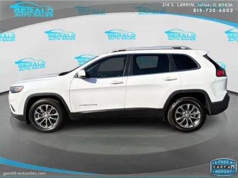 Another view of 2019 Jeep Cherokee Latitude Plus for sale in Joliet, IL at Gerald Auto Sales