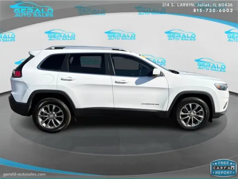 More photos of 2019 Jeep Cherokee Latitude Plus at Gerald Auto Sales, IL
