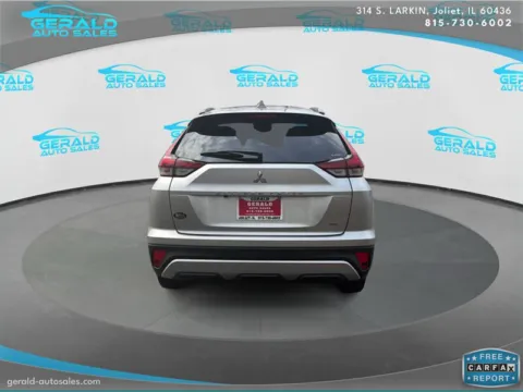 More photos of 2022 Mitsubishi Eclipse Cross SEL at Gerald Auto Sales, IL