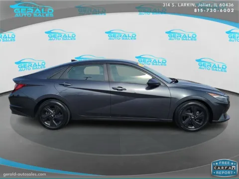 More photos of 2021 Hyundai ELANTRA SEL at Gerald Auto Sales, IL