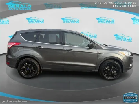 More photos of 2016 Ford Escape SE at Gerald Auto Sales, IL