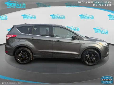 More photos of 2016 Ford Escape SE at Gerald Auto Sales, IL