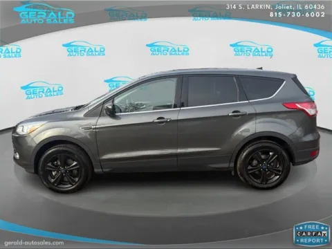 Another view of 2016 Ford Escape SE for sale in Joliet, IL at Gerald Auto Sales