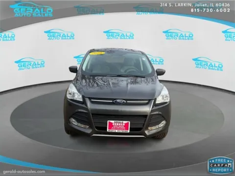 Photos of 2016 Ford Escape SE for sale in Joliet, IL at Gerald Auto Sales