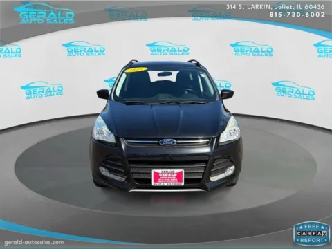 Photos of 2015 Ford Escape SE for sale in Joliet, IL at Gerald Auto Sales