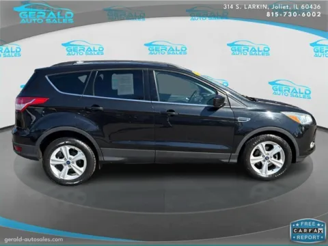 More photos of 2015 Ford Escape SE at Gerald Auto Sales, IL