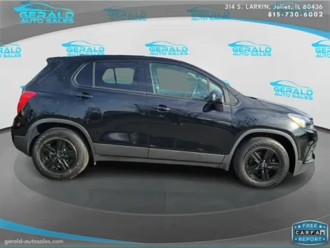 More photos of 2019 Chevrolet Trax LS at Gerald Auto Sales, IL