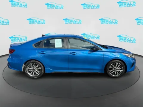 More photos of 2022 Kia Forte GT-Line at Gerald Auto Sales, IL