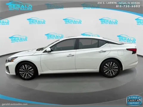 Another view of 2024 Nissan Altima 2.5 SV for sale in Joliet, IL at Gerald Auto Sales