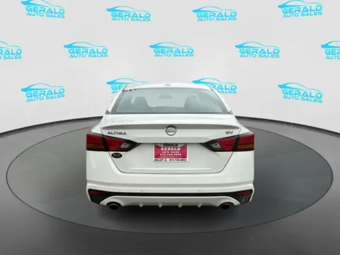 More photos of 2024 Nissan Altima 2.5 SV at Gerald Auto Sales, IL