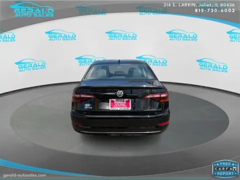 More photos of 2019 Volkswagen Jetta SE at Gerald Auto Sales, IL