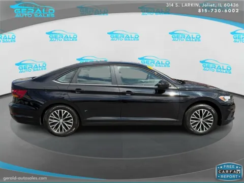 More photos of 2019 Volkswagen Jetta SE at Gerald Auto Sales, IL