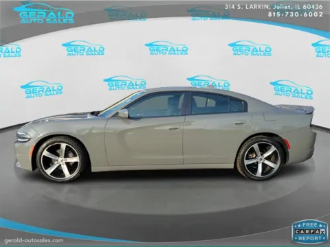 Another view of 2017 Dodge Charger SXT for sale in Joliet, IL at Gerald Auto Sales
