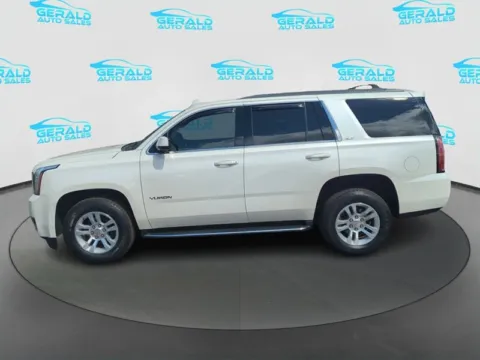 Another view of 2015 GMC Yukon SLT for sale in Joliet, IL at Gerald Auto Sales