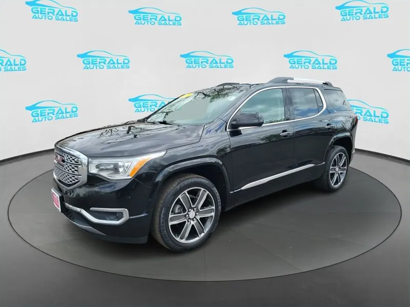 2019 GMC Acadia Denali AWD's photo