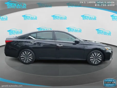 More photos of 2023 Nissan Altima 2.5 SV at Gerald Auto Sales, IL