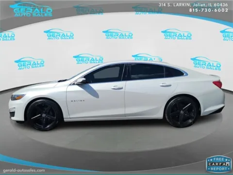 Another view of 2019 Chevrolet Malibu LT for sale in Joliet, IL at Gerald Auto Sales