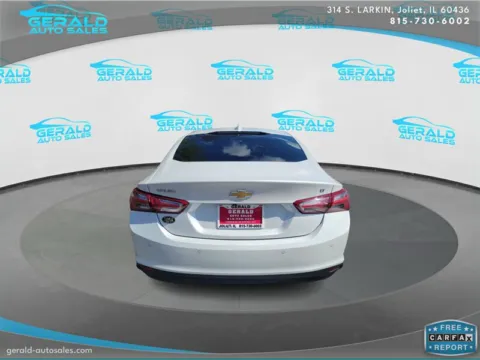 More photos of 2019 Chevrolet Malibu LT at Gerald Auto Sales, IL