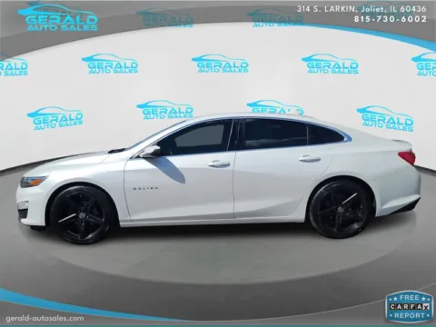 Another view of 2019 Chevrolet Malibu LT for sale in Joliet, IL at Gerald Auto Sales