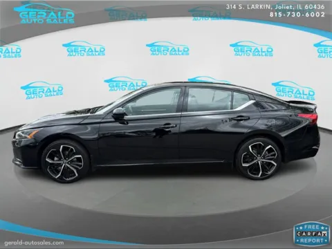 Another view of 2023 Nissan Altima 2.5 SR for sale in Joliet, IL at Gerald Auto Sales