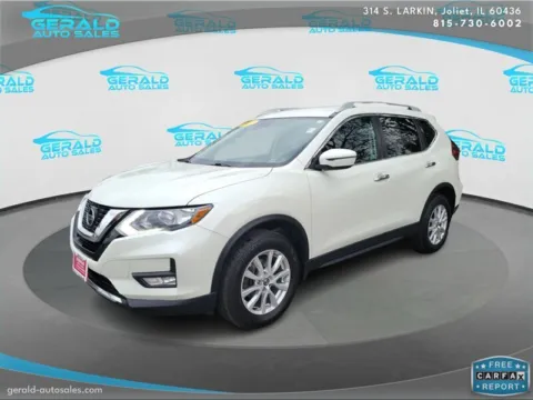 White 2019 Nissan Rogue SV for sale in Joliet, IL