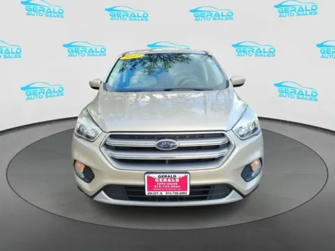 Photos of 2017 Ford Escape SE for sale in Joliet, IL at Gerald Auto Sales