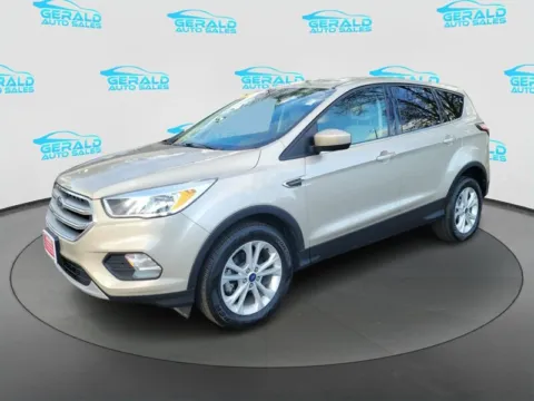 Beige 2017 Ford Escape SE for sale in Joliet, IL
