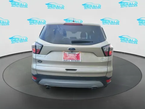 More photos of 2017 Ford Escape SE at Gerald Auto Sales, IL