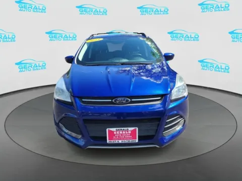 Photos of 2013 Ford Escape SE for sale in Joliet, IL at Gerald Auto Sales