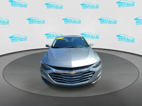 Photos of 2024 Chevrolet Malibu LT for sale in Joliet, IL at Gerald Auto Sales