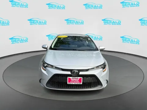 Photos of 2022 Toyota Corolla LE for sale in Joliet, IL at Gerald Auto Sales