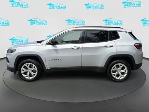 Another view of 2024 Jeep Compass Latitude for sale in Joliet, IL at Gerald Auto Sales