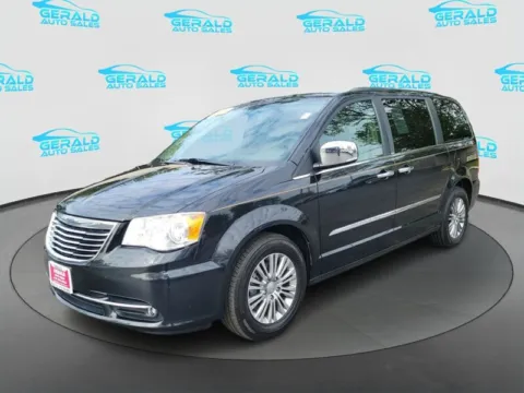 Black 2014 Chrysler Town and Country Touring-L for sale in Joliet, IL