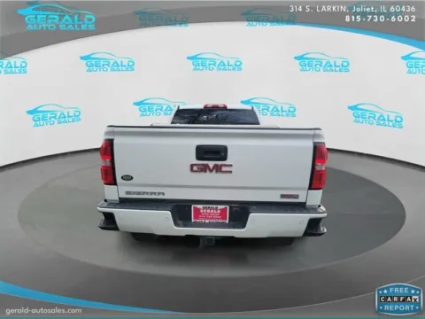 More photos of 2015 GMC Sierra 1500 SLE at Gerald Auto Sales, IL