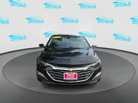 Photos of 2023 Chevrolet Malibu LT for sale in Joliet, IL at Gerald Auto Sales