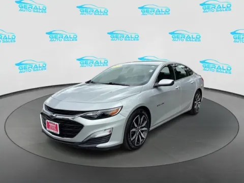 Silver 2021 Chevrolet Malibu RS for sale in Joliet, IL
