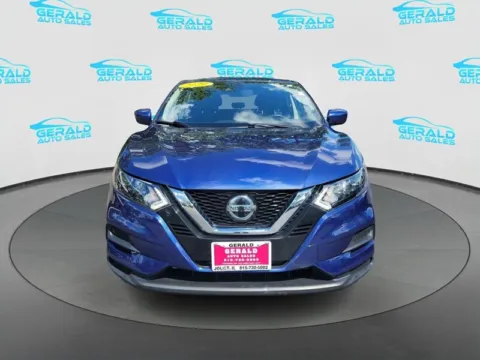 Photos of 2020 Nissan Rogue Sport S for sale in Joliet, IL at Gerald Auto Sales