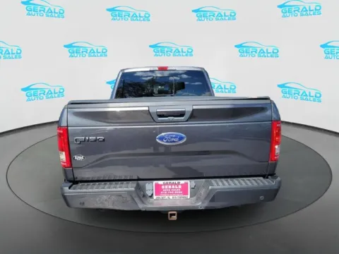 More photos of 2015 Ford F-150 XLT at Gerald Auto Sales, IL