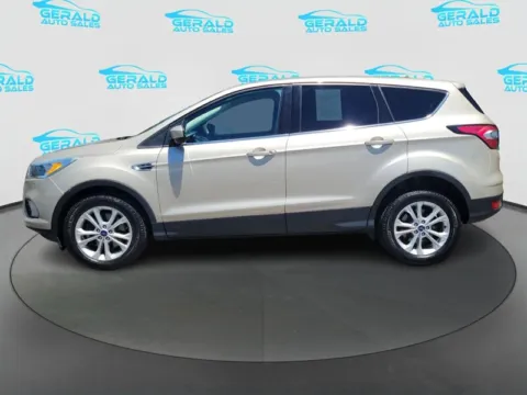 Another view of 2017 Ford Escape SE for sale in Joliet, IL at Gerald Auto Sales