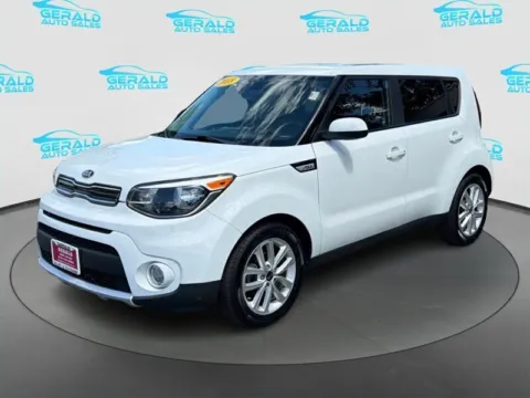 White 2018 Kia Soul + for sale in Joliet, IL