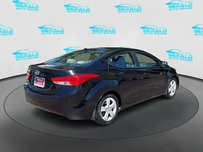 2012 Hyundai Elantra GLS - Photo 7