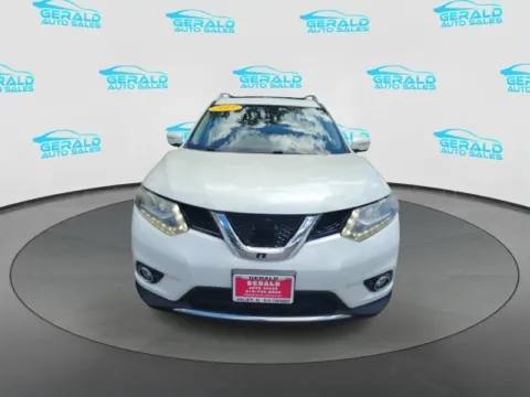 Photos of 2015 Nissan Rogue SL for sale in Joliet, IL at Gerald Auto Sales