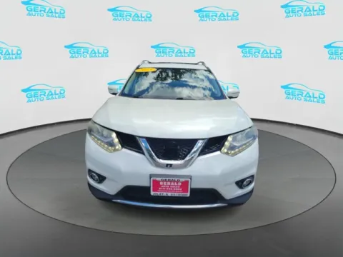 Photos of 2015 Nissan Rogue SL for sale in Joliet, IL at Gerald Auto Sales